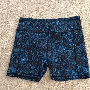 Promover XXL blue/black athletic biker shorts.